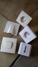 Lot prises electriques d'occasion  Nancy-