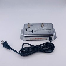 Amplificador de sinal RadioShack Archer 15-1113A 20dB UHF/VHF/FM com ganho e armadilha FM comprar usado  Enviando para Brazil
