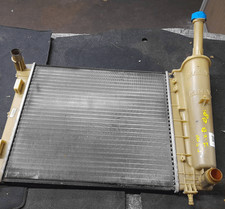 51934449 radiatore fiat usato  Italia