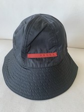 Cappellino prada hat usato  Varano Borghi