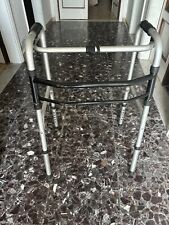 Deambulatore pieghevole ruote usato  Viareggio