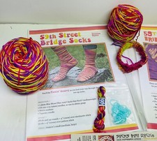 Kit de marcadores de ponto Blue Moon Socks That Rock Yarn Feelin Groovy dois padrões comprar usado  Enviando para Brazil