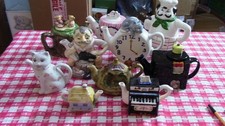 Novelty teapot bundle for sale  YORK