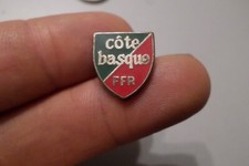 Badge pin broche d'occasion  Dompaire