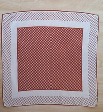 Petit foulard carre d'occasion  Gargenville