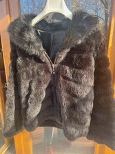 Pelliccia nera usato Pelliccia nera usato  Arezzo