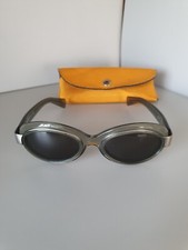 Occhiali sole unisex usato  Aversa