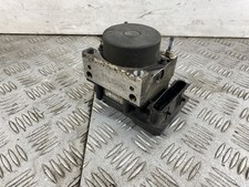 99932 pompa abs usato  Roma