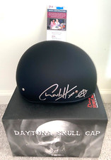 Boné capacete caveira motociclista assinado por CHARLIE HUNNAM SONS OF ANARCHY SOA JAX TELLER JSA comprar usado  Enviando para Brazil