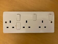 triple electric socket for sale  HAMPTON