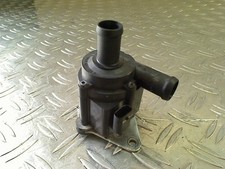 Pompe eau volvo d'occasion  Lexy