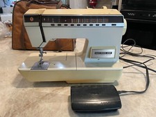 Singer sewing machine for sale  Bakersfield