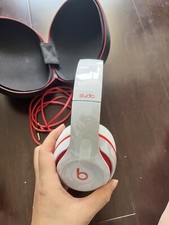Usado, Fones de ouvido supra-auriculares Beats by Dr. Dre Solo2 edição especial bandeira do país novo comprar usado  Enviando para Brazil