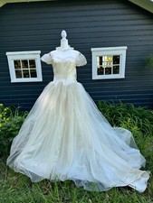 Usado, Vestido de noiva vintage década de 1950 Disney Princes Peter Pan colarinho tamanho XS/S comprar usado  Enviando para Brazil