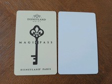 Pass disney disneyland d'occasion  Villeneuve-lès-Avignon