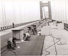 Máscaras de capacete Welders Mackinac Bridge Welding Crew American Bridge Welders 1956 comprar usado  Enviando para Brazil