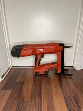 Hilti fissaggio batteria usato  Spedire a Italy