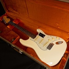 Only One Fender American Vintage Ii 1961 Stratocaster Olp Olympic White comprar usado  Enviando para Brazil
