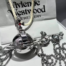 Vivienne westwood nana usato Vivienne westwood nana usato  Spedire a Italy