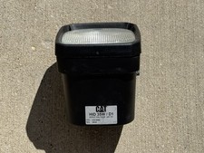 Lâmpada de inundação genuína Caterpillar CAT 332-9402 montagem suspensa HID 24 volts 3329402 comprar usado  Enviando para Brazil