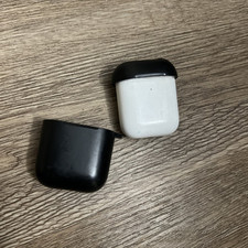 Usado, Fones de ouvido Apple AirPods 2ª geração com estojo de carregamento sem fio 100% testado - Branco comprar usado  Enviando para Brazil