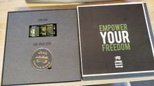 Véhicule miniature + badge - Coffret officiel collector Jeep Owners Group. comprar usado  Enviando para Brazil