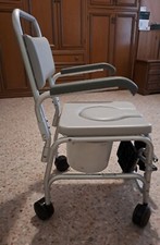 Sedia comoda doccia usato  Foligno