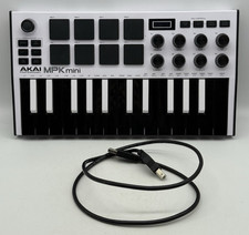Controlador de teclado Akai Professional MPK mini branco 25 teclas, usado comprar usado  Enviando para Brazil
