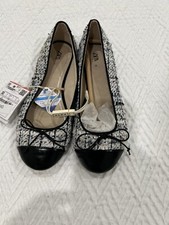 shoes girls never worn for sale shoes girls never worn for sale Miami