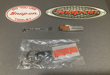 Mini chave combo Snap-On 3/16 OX16SB 2 decalques 1 chaveiro, 1 pequena faca dobrável comprar usado  Enviando para Brazil