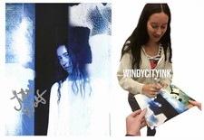 FOTO ASSINADA POR JULIA WOLF 8x10 no meu quarto pressão casa de cachorro com PROVA EXATA! comprar usado FOTO ASSINADA POR JULIA WOLF 8x10 no meu quarto pressão casa de cachorro com PROVA EXATA! comprar usado  Enviando para Brazil