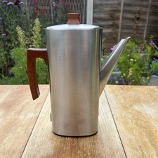 Russell hobbs 3009 for sale  HULL