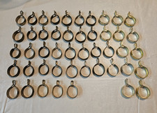 Lote de 47 anéis de ganchos de cortina de café vintage bronze tom dourado metal cortina 3/4"" comprar usado  Enviando para Brazil