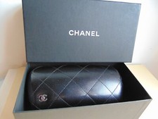 Etui lunettes chanel d'occasion  Soissons