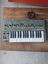 Roland 101 synthétiseur d'occasion  Craponne