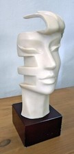 Sculpture moderne femme d'occasion  Martigues