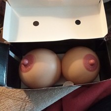 2pk stress boobs for sale 2pk stress boobs for sale  GLASGOW