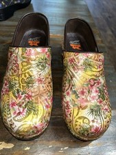 Dansko professional clogs for sale  Alma