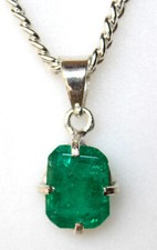 Emeraude verte pendentif d'occasion  Villars-les-Dombes