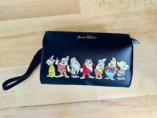 Usado, Bolsa de mão Disney Wristlet Branca de Neve e os Sete Anões Bioworld preta comprar usado  Enviando para Brazil