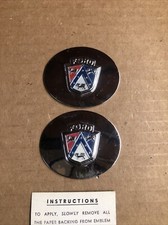 1950's FORD CREST EMBLEMS PAR VINTAGE USO OU EXIBIÇÃO FRETE GRÁTIS EUA comprar usado  Enviando para Brazil