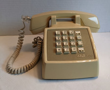 Telefone de mesa fixo AT&T 100 bege bronzeado botão comprar usado  Enviando para Brazil