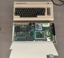 Commodore alimentatore leggi usato  San Fratello
