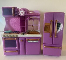 Cozinha lilás Our Generation para bonecas de 18 polegadas com geladeira, pia de fogão comprar usado Cozinha lilás Our Generation para bonecas de 18 polegadas com geladeira, pia de fogão comprar usado  Enviando para Brazil