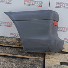 Paraurti post. lat. usato  Italia