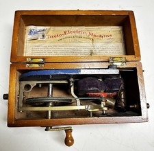 Dispositivo médico antigo charlatão magneto máquina elétrica para nervos eletrochoque comprar usado Dispositivo médico antigo charlatão magneto máquina elétrica para nervos eletrochoque comprar usado  Enviando para Brazil