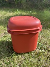 Vintage tupperware red for sale Vintage tupperware red for sale  SWANSEA