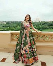 Lehenga choli indian d'occasion  Expédié en Belgium