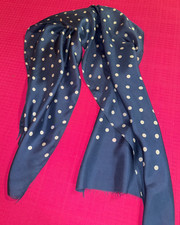 Beautiful blue silk d'occasion  Expédié en Belgium