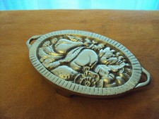 Plat couleur bronze d'occasion  Saint-Laurent-du-Var
